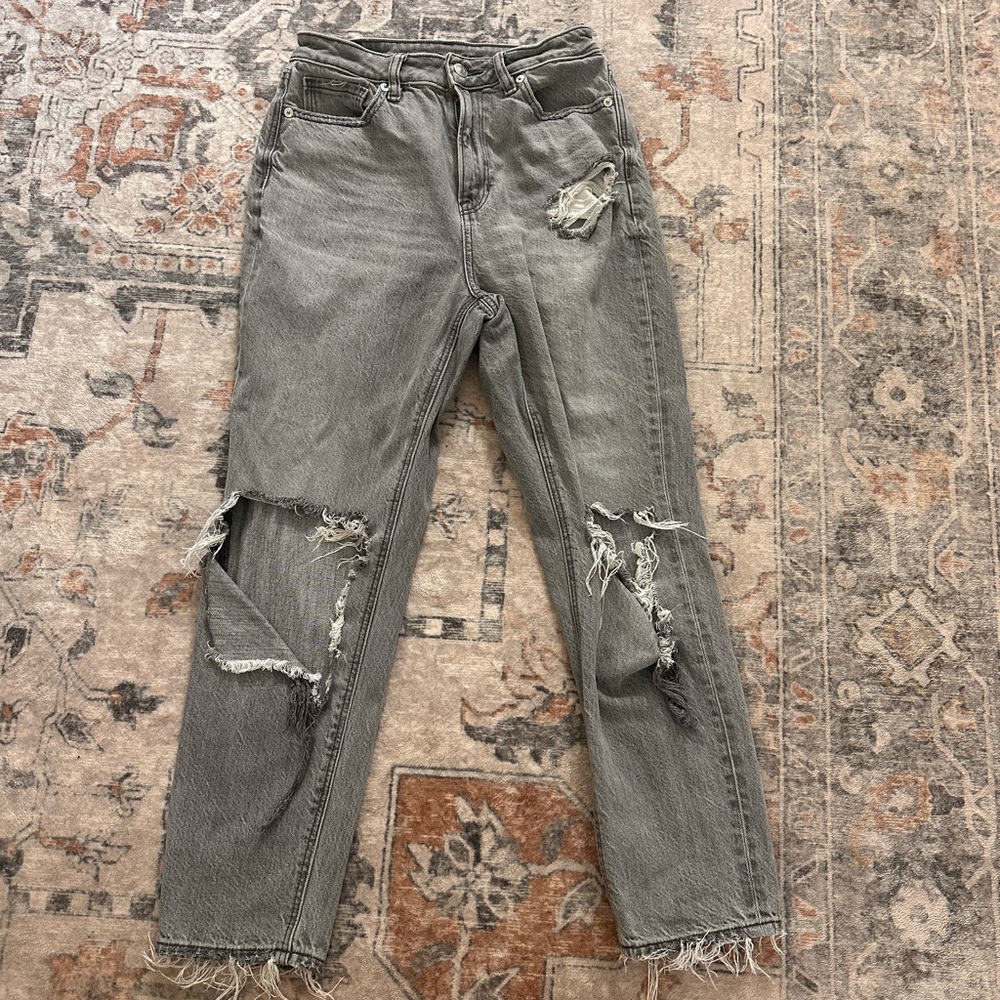 American Eagle ripped jeans